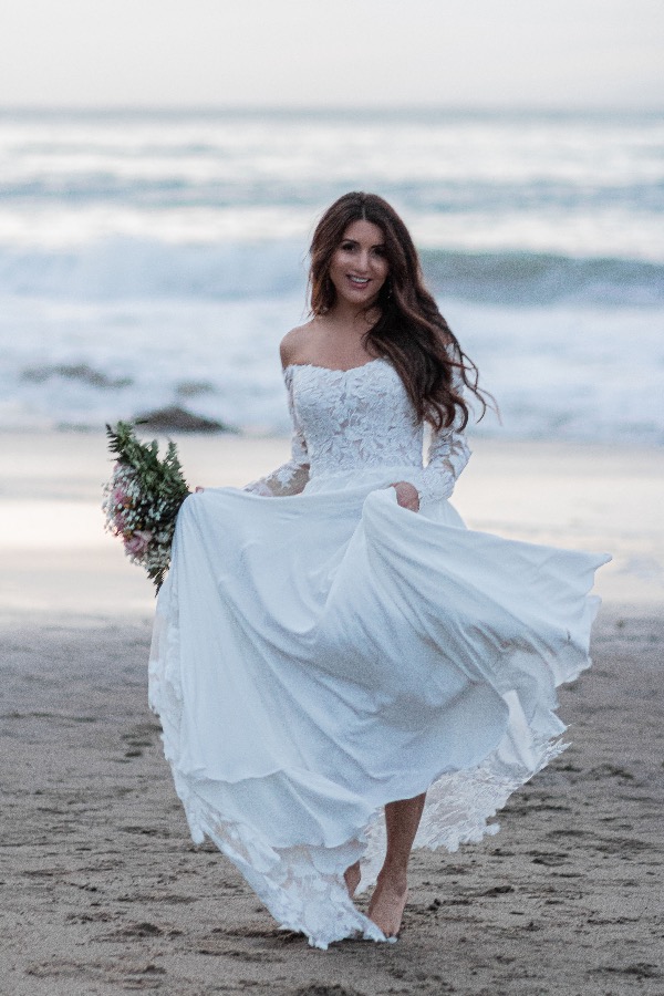 7 Wedding Dress Ideas For An Intimate Wedding 